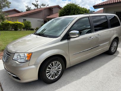 Used 2013 Chrysler Town & Country Touring-L w/ Entertainment Group #2