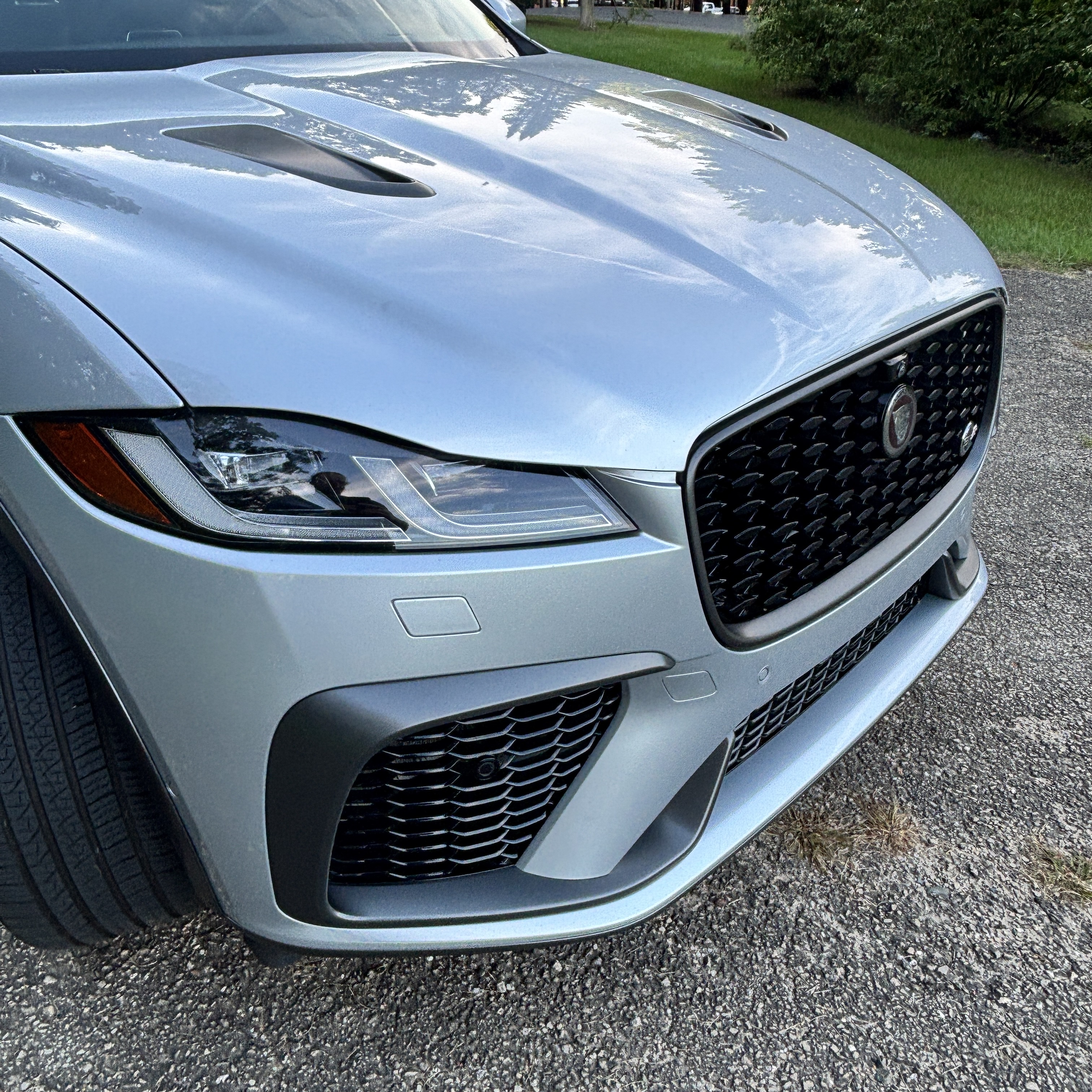 Used 2021 Jaguar F-PACE SVR AWD/4WD image 9