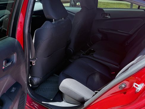 Used 2017 Toyota Prius Prime Plus w/ Carpet Mat Package FWD image 8