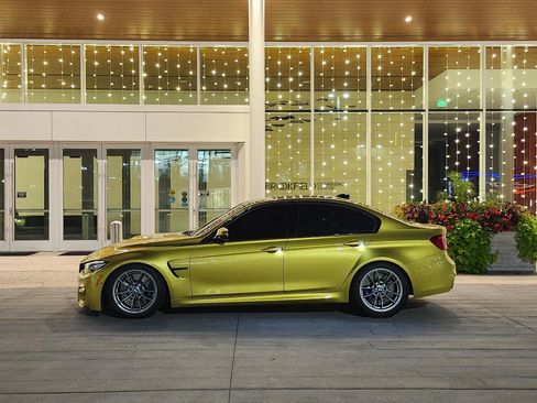 Used 2017 BMW M3 Sedan image 2