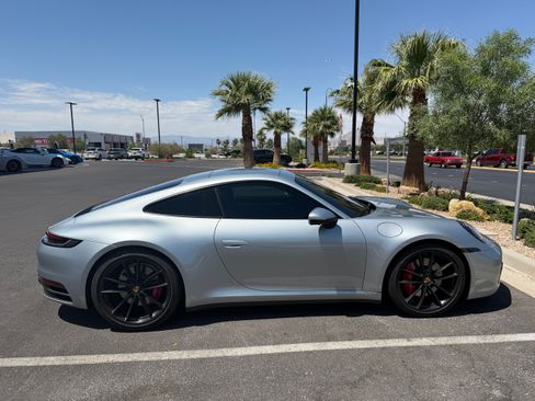 Used 2020 Porsche 911 Carrera S RWD image 6