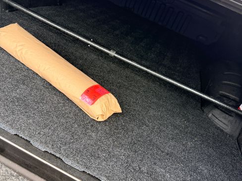 Used 2021 Ford F350 Lariat w/ Chrome Package image 4