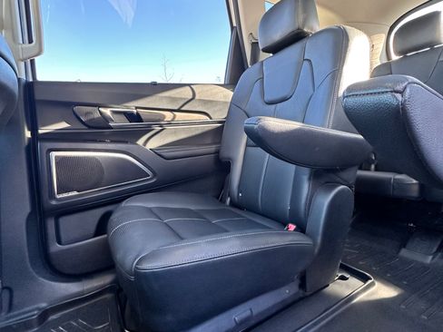 Used 2022 Kia Telluride SX w/ Nightfall Edition Package image 13