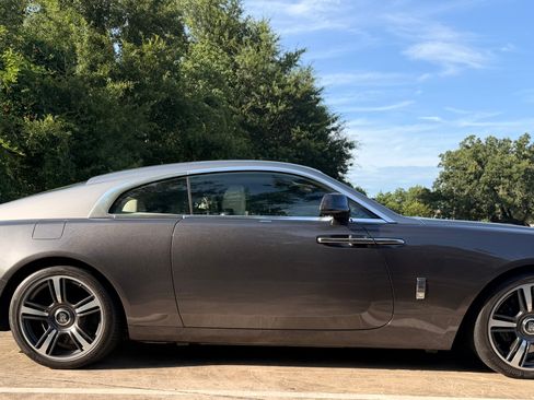 Used 2014 Rolls-Royce Wraith RWD image 6