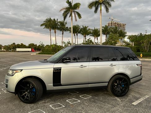 Used 2014 Land Rover Range Rover HSE image 5