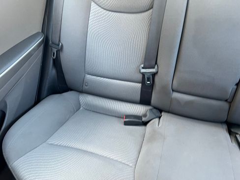 Used 2015 Hyundai Elantra SE FWD image 23