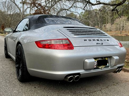 Used 2006 Porsche 911 Carrera S image 4