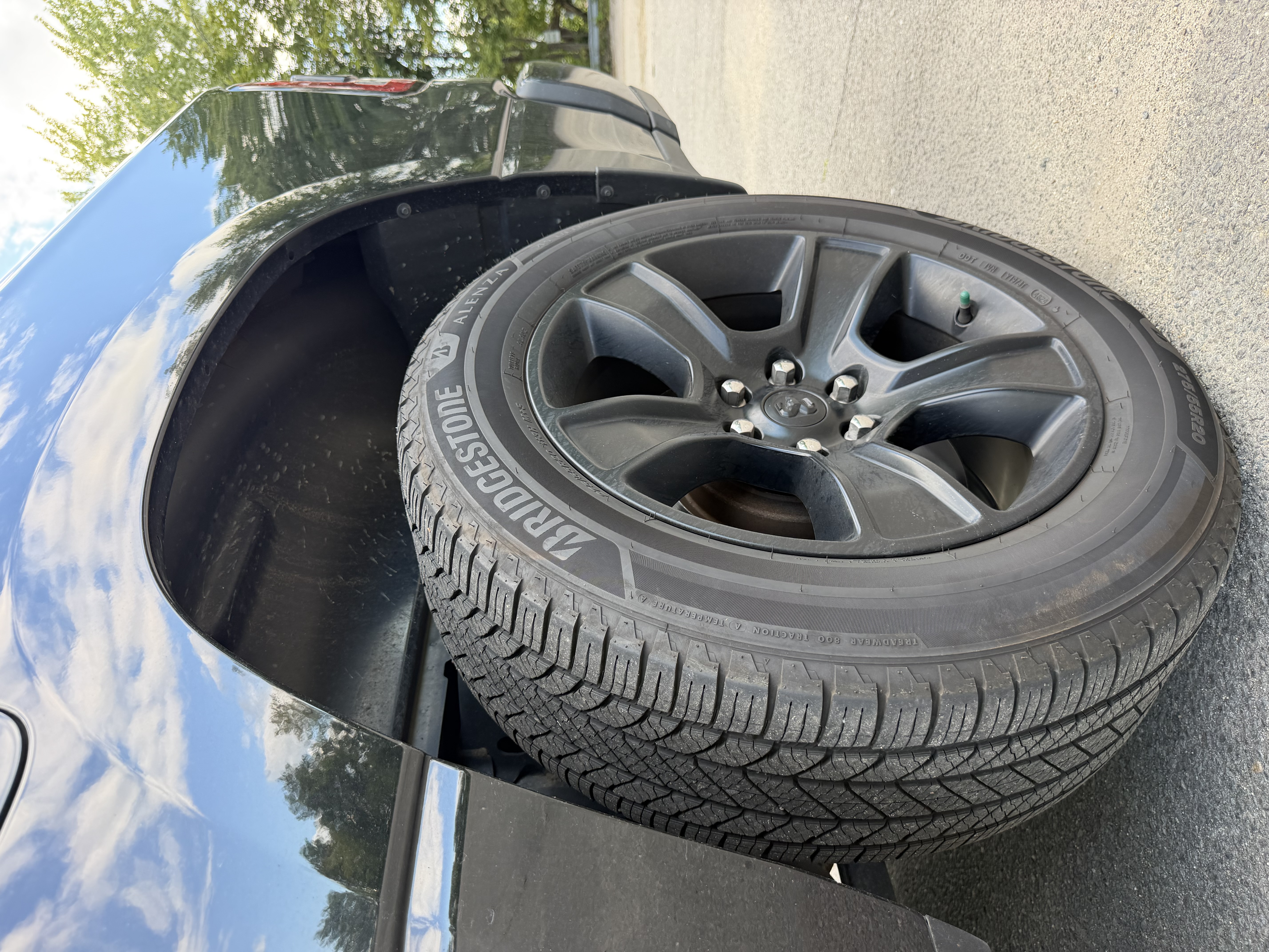 Used 2022 RAM 1500 Big Horn AWD/4WD image 5