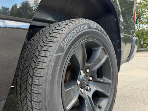 Used 2022 RAM 1500 Big Horn AWD/4WD image 5