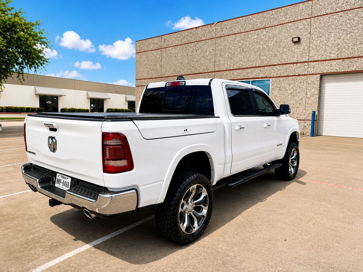 Used 2020 RAM 1500 Laramie RWD image 5