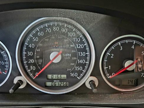 Used 2004 Chrysler Crossfire Coupe RWD image 6