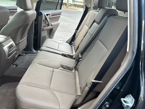 Used 2010 Lexus GX 460 Premium image 30