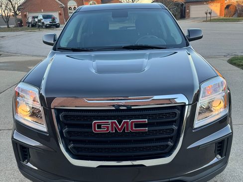 Used 2016 GMC Terrain SLE image 1