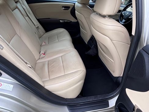 Used 2014 Toyota Avalon XLE Touring FWD image 8