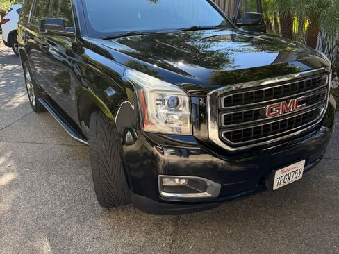 Used 2015 GMC Yukon SLT AWD/4WD image 16