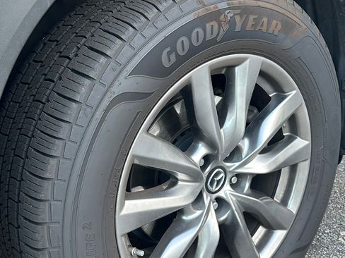Used 2019 MAZDA CX-9 Touring w/ Touring Premium Package AWD/4WD image 13