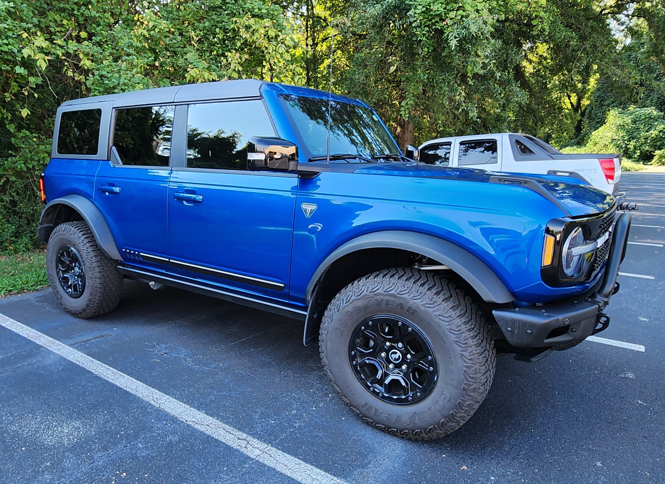 Used 2021 Ford Bronco First Edition AWD/4WD image 11