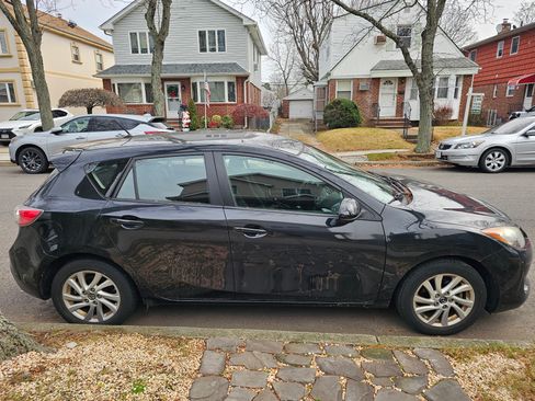 Used 2013 MAZDA MAZDA3 i Touring image 10