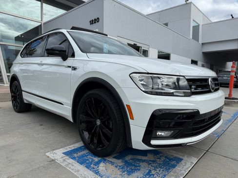 Used 2020 Volkswagen Tiguan SE R-Line image 4