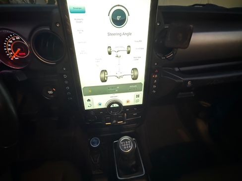 Used 2019 Jeep Wrangler Unlimited Sport S image 9