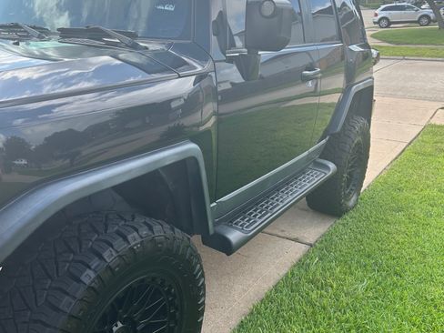 Used 2008 Toyota FJ Cruiser 2WD w/ Upgrade Pkg 2 image 6