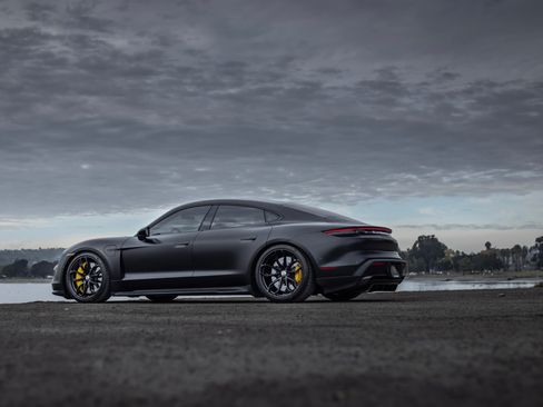 Used 2020 Porsche Taycan Turbo S AWD/4WD image 2