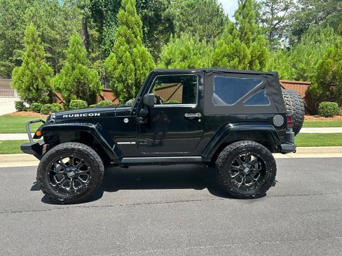Used 2011 Jeep Wrangler Rubicon w/ PWR Convenience Group image 2