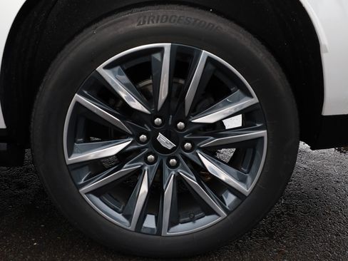 Used 2021 Cadillac Escalade ESV Sport Platinum image 6