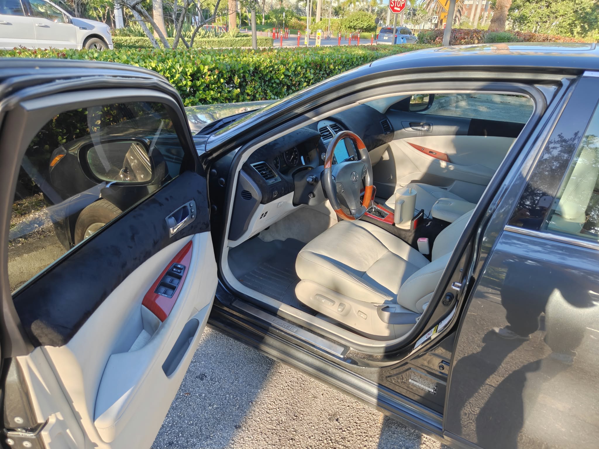 Used 2007 Lexus ES 350 w/ Premium Pkg FWD image 8