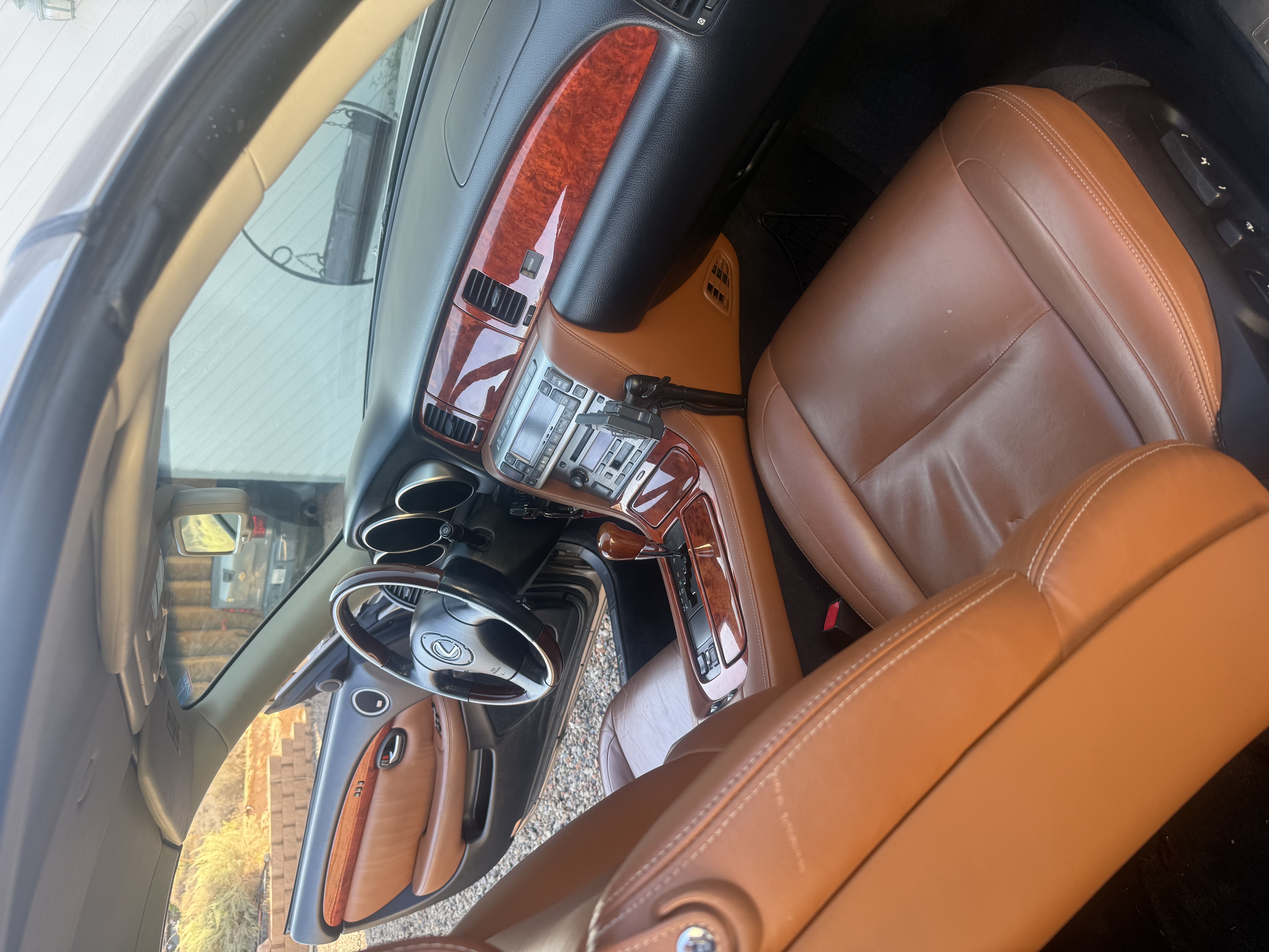 Used 2004 Lexus SC 430 Convertible RWD image 10