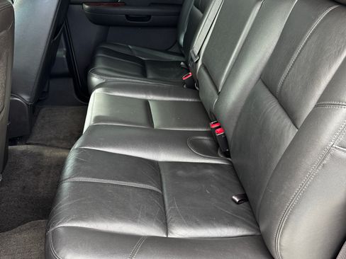 Used 2013 Chevrolet Avalanche LT w/ All-Star Edition image 9