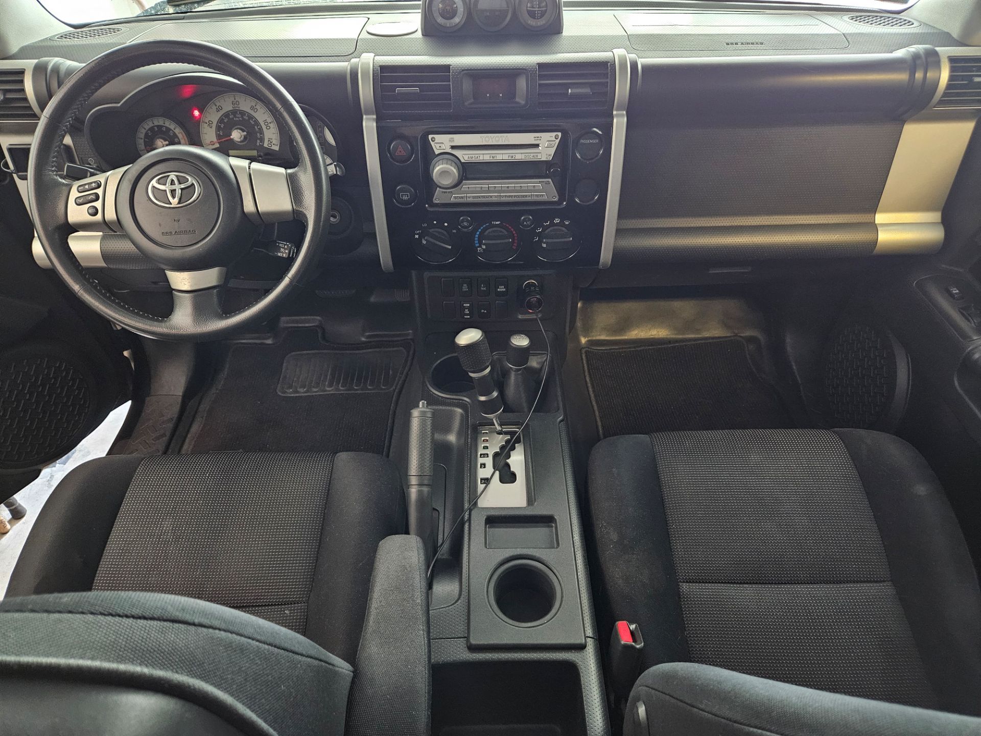 Used 2007 Toyota FJ Cruiser 4WD w/ Upgrade Pkg 2 image 13