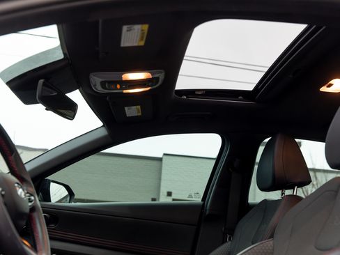 Used 2022 Hyundai Elantra N Line image 15