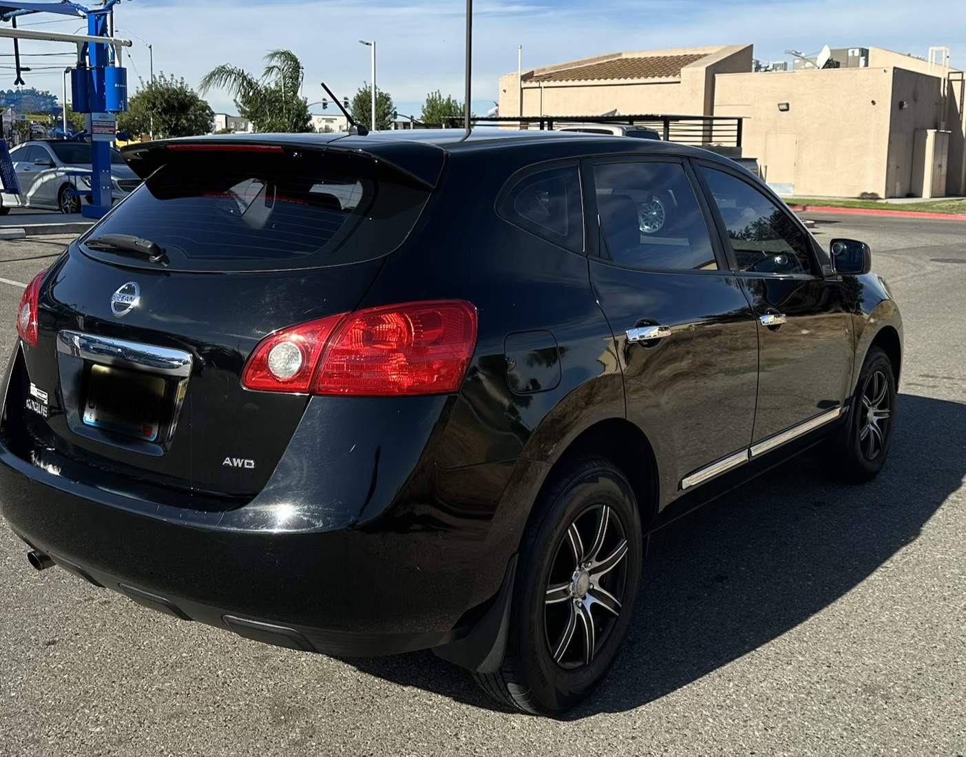 Used 2012 Nissan Rogue S AWD/4WD image 5