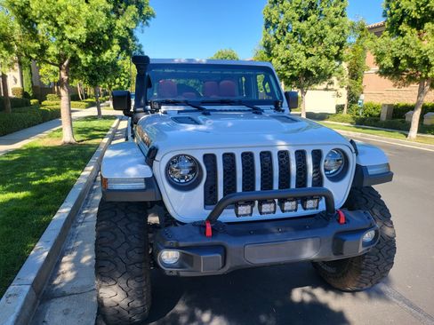 Used 2022 Jeep Wrangler Unlimited Rubicon w/ Steel Bumper Group image 8