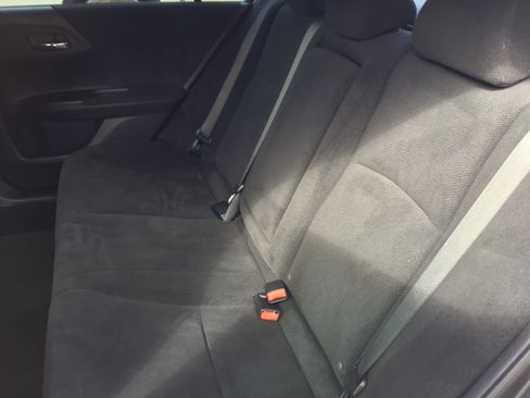 Used 2013 Honda Accord LX image 12