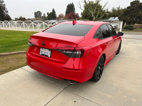 Used 2024 Honda Civic Sport image 5