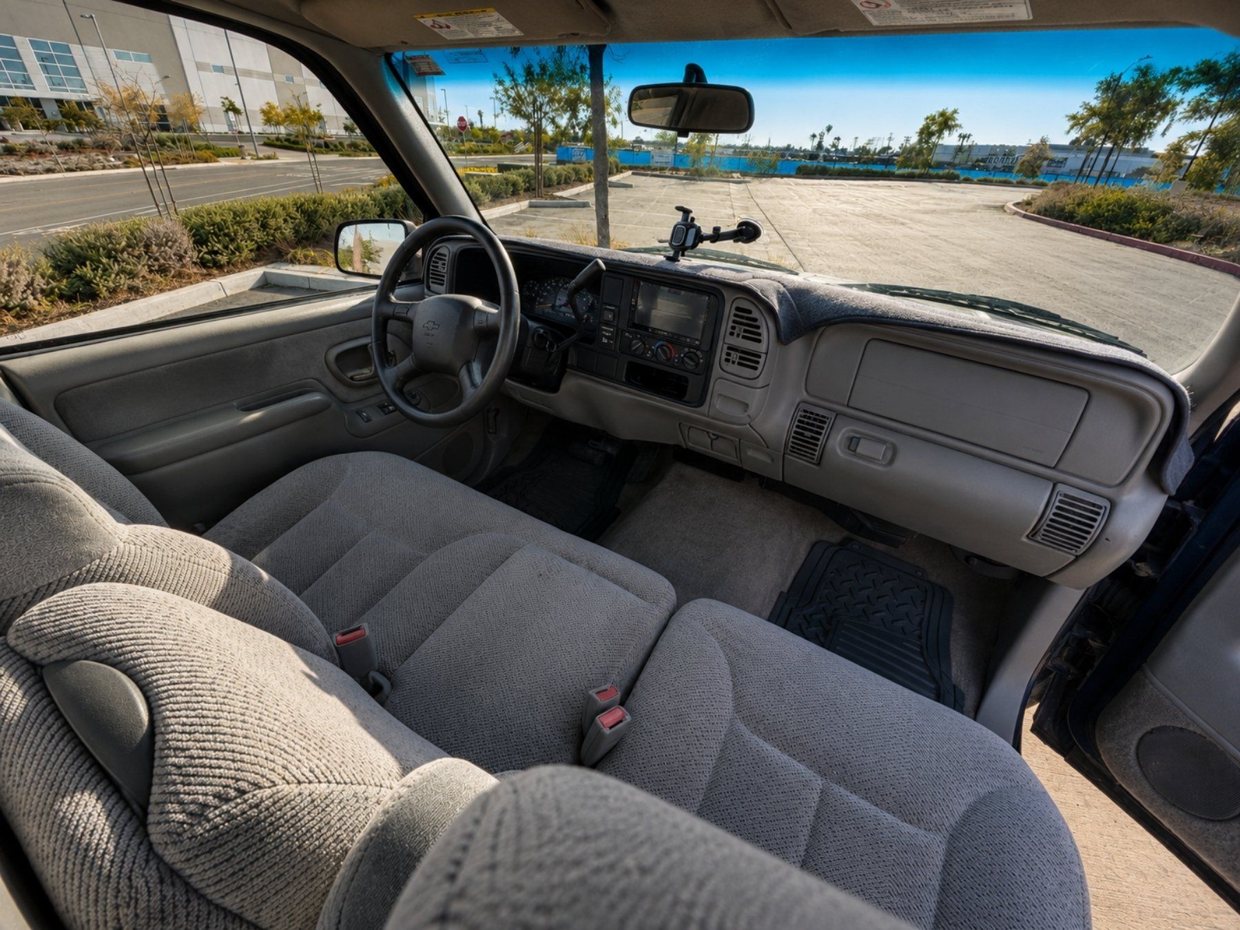 Used 1998 Chevrolet Silverado 1500 2WD Regular Cab w/ Preferred Equipment Group 2 image 16