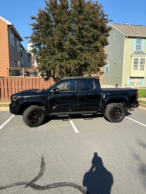Used 2025 Toyota Tacoma TRD Pro w/ Tow Tech Package AWD/4WD image 1