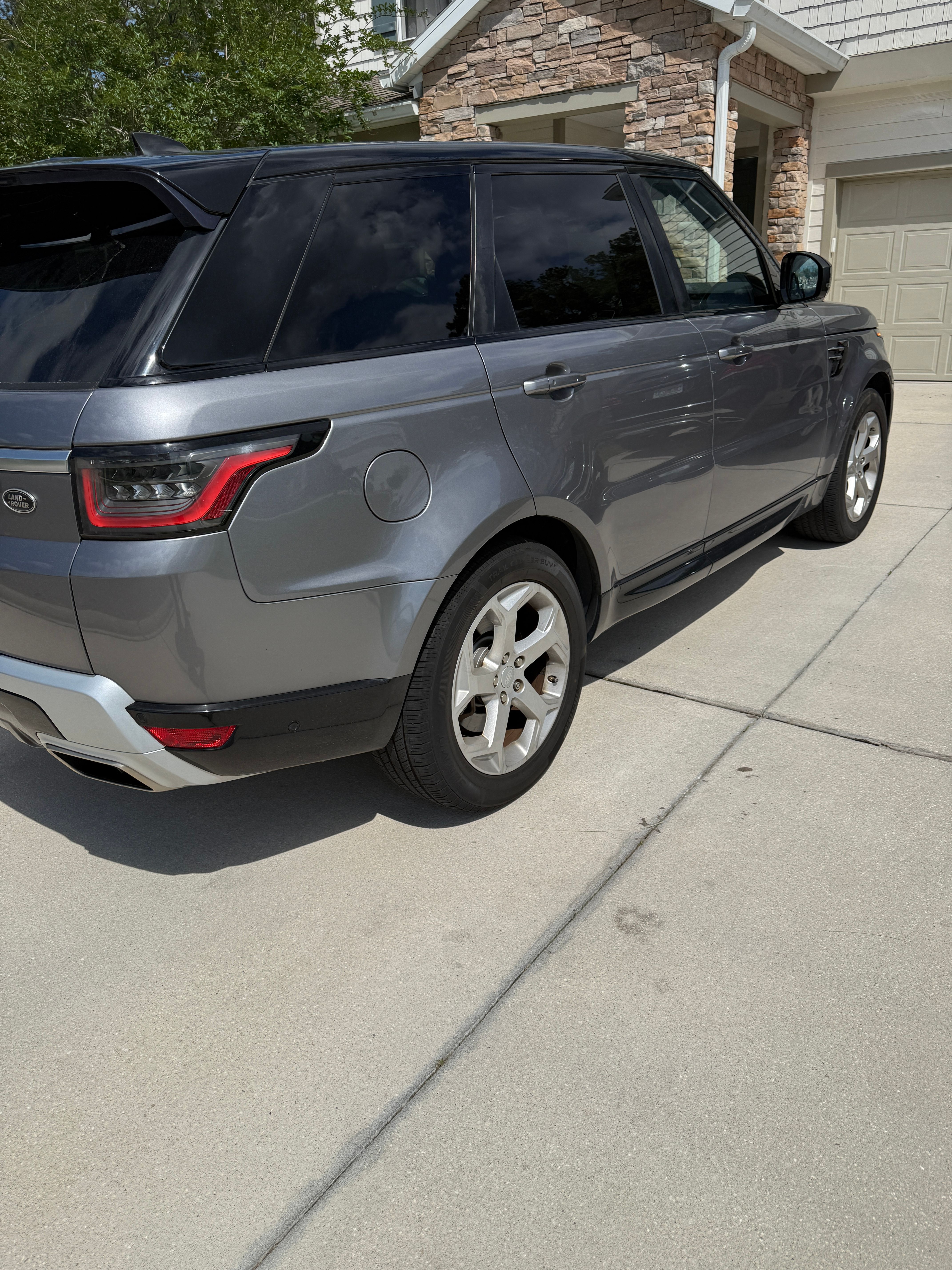 Used 2020 Land Rover Range Rover Sport HSE AWD/4WD image 5