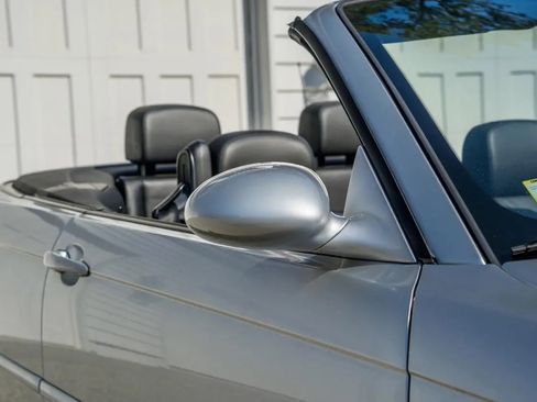 Used 2002 BMW M3 Convertible 2D image 15