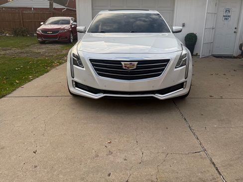 Used 2016 Cadillac CT6 Luxury image 2