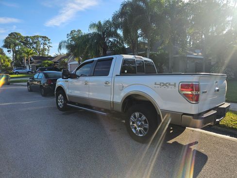 Used 2011 Ford F150 Lariat w/ Lariat Chrome Pkg image 6