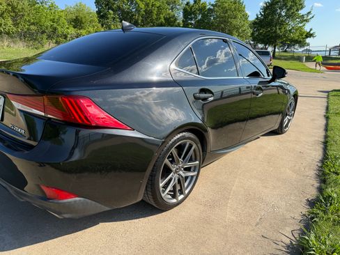 Used 2017 Lexus IS 200t F Sport w/ F Sport Package RWD image 2