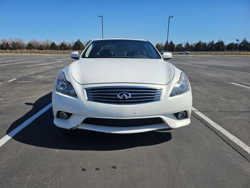 Used 2014 INFINITI Q60 Sport image 6