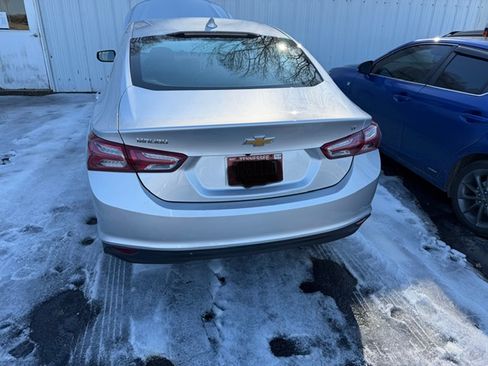 Used 2022 Chevrolet Malibu LT image 4