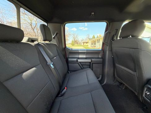 Used 2020 Ford F150 XLT w/ Equipment Group 302A Luxury AWD/4WD image 29