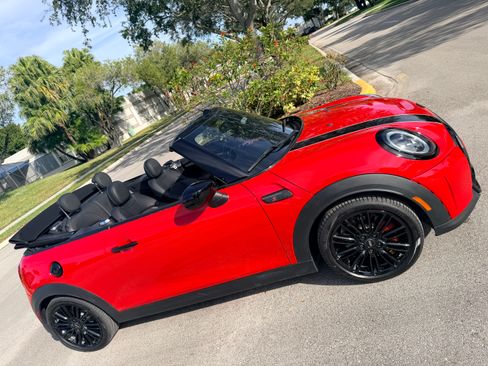 Used 2024 MINI Cooper S image 12