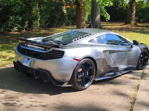 Used 2012 McLaren MP4-12C Coupe image 17