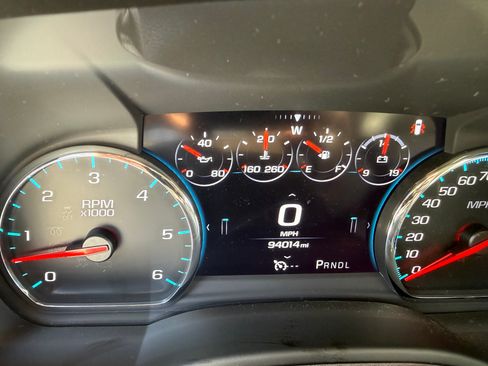 Used 2017 Chevrolet Tahoe Premier RWD image 8